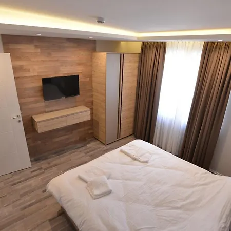 Milmari Premier 47 Apartament *
