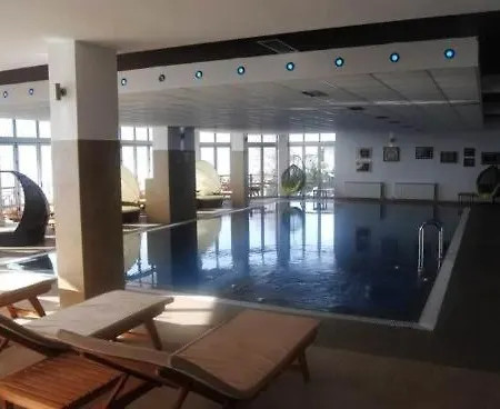 Milmari Premier 47 *