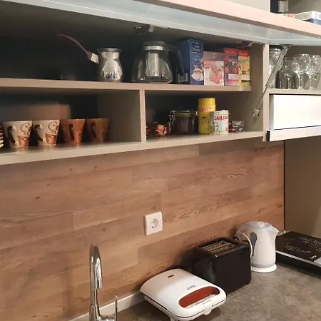 Milmari Premier 47 *