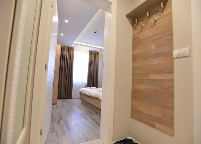 Milmari Premier 47 * Κοπαόνικ