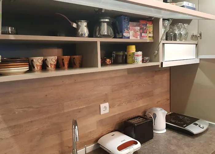 Milmari Premier 47 *